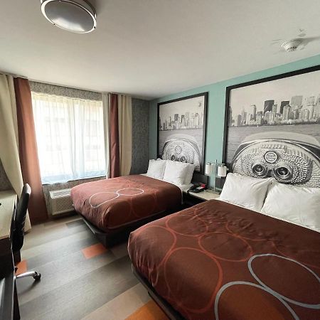 Super 8 By Wyndham Brooklyn Williamsburg Hotel นิวยอร์ก ภายนอก รูปภาพ