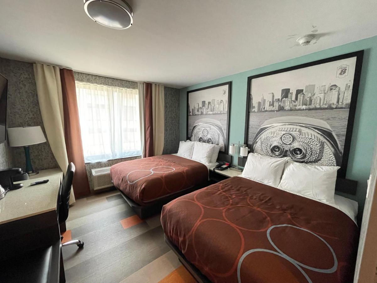 Super 8 By Wyndham Brooklyn Williamsburg Hotel นิวยอร์ก ภายนอก รูปภาพ